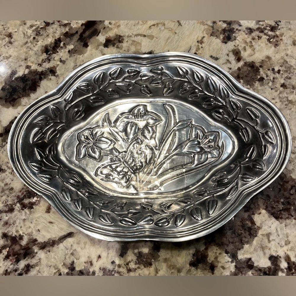 Lenox 9” Butterfly Meadows Serving Tray. NWT. Great Gift!